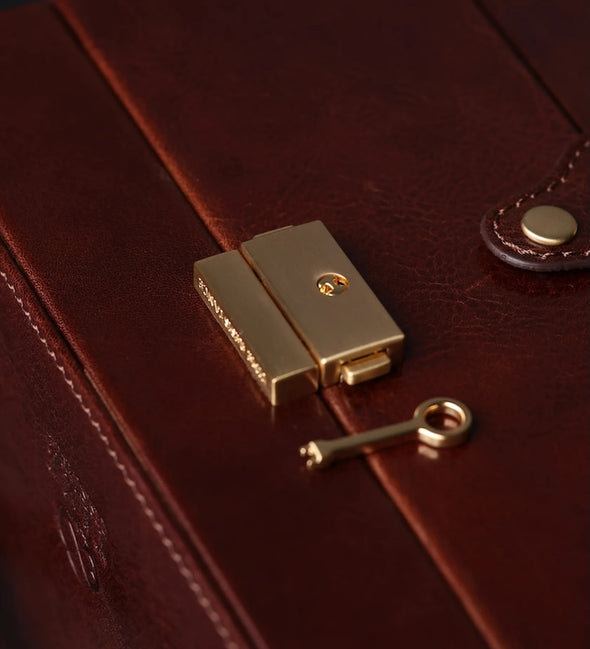 A Handful of Dust - Large Leather Jewelry Box