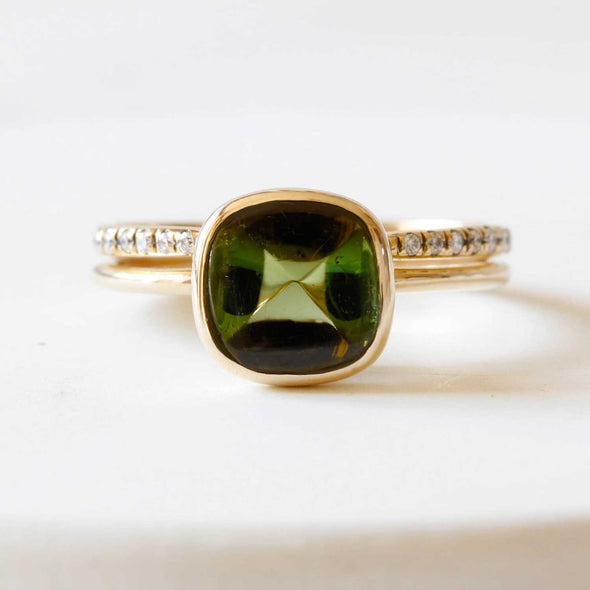 Sugarloaf Green Tourmaline Ring